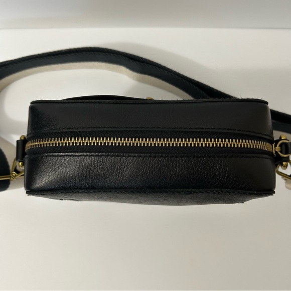 Madewell - Standard Transport Camera Bag/Crossbody. - Picture 4 of 15